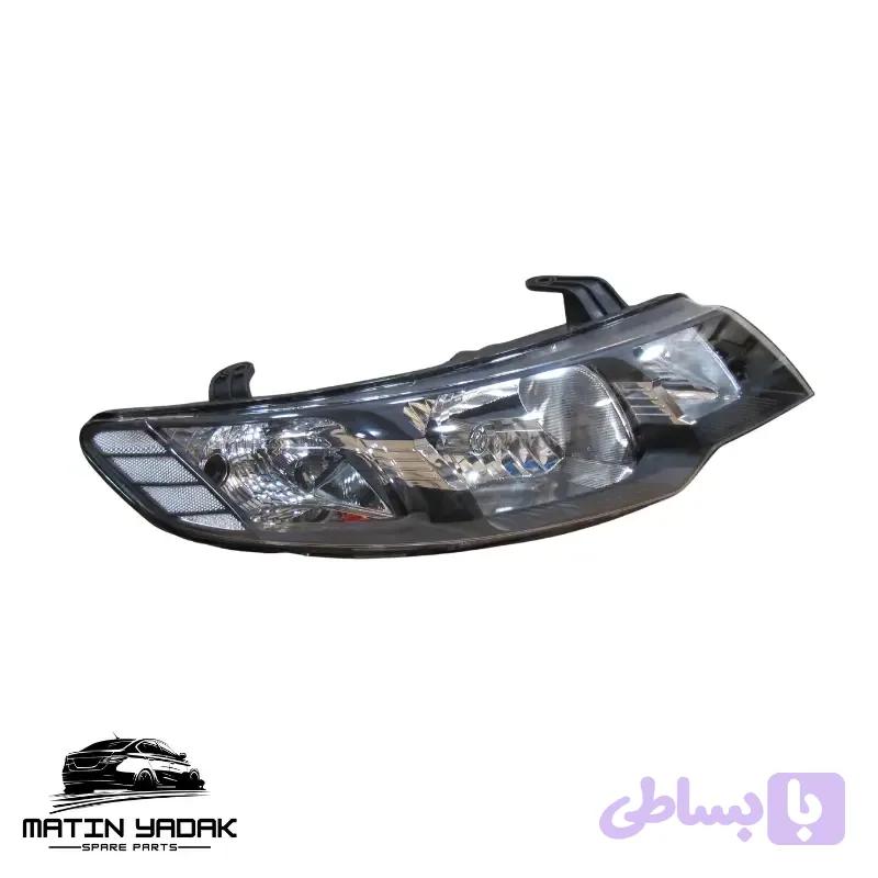 چراغ جلو راست سراتو