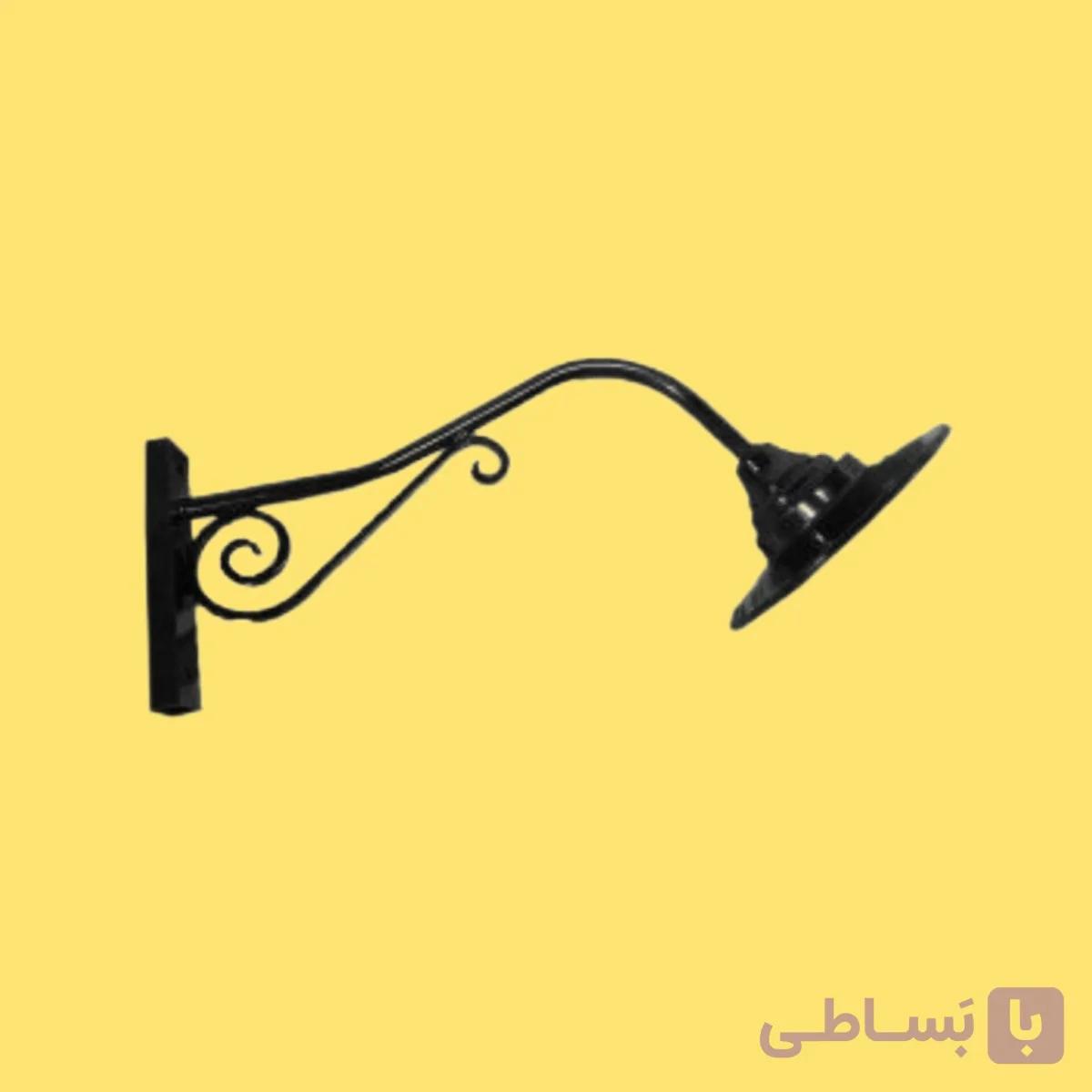 چراغ دیواری حیاطی و خیابانی کلاسیک پهن تاب قدیمی — تصویر 1