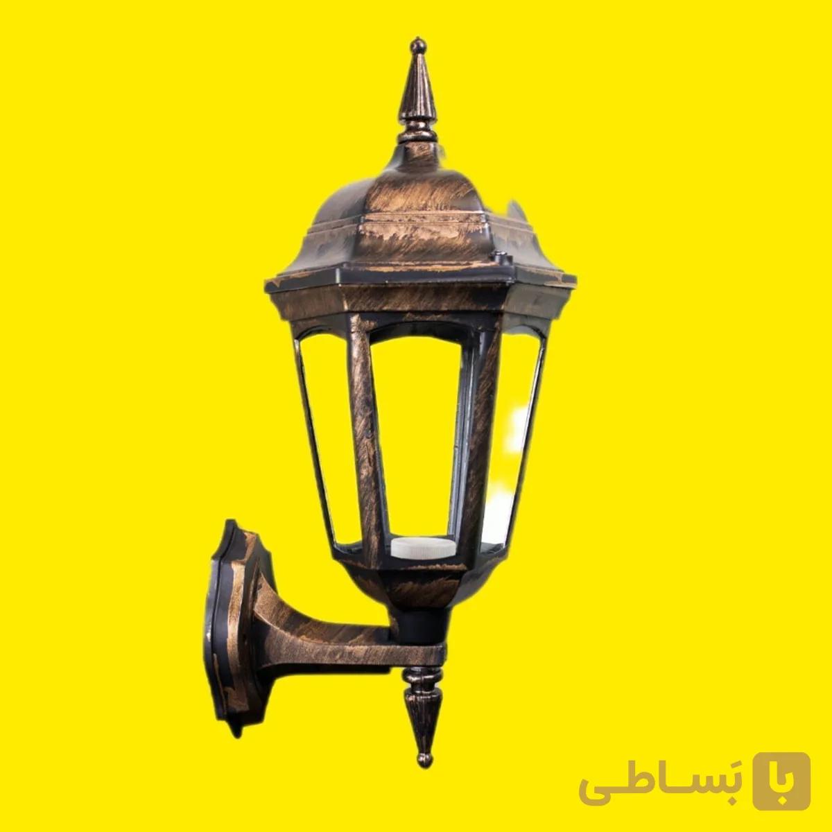 چراغ حیاطی دیواری پلاستیکی مدل رومی مسی