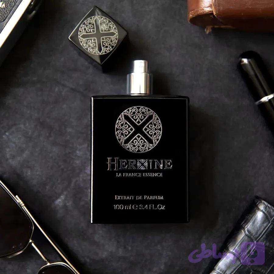 عطر هروکسین سیاه