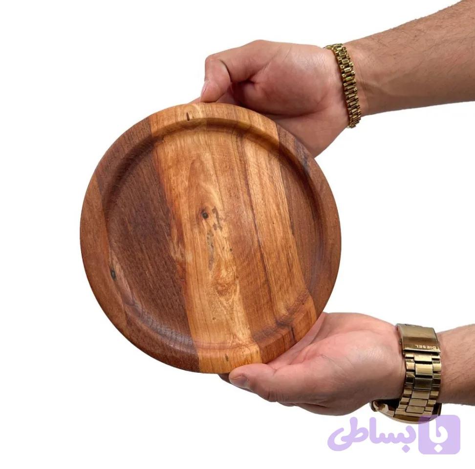 پیش دستی چوبی گرد کهن پیکره