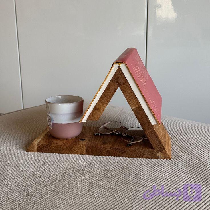 نگهدارنده چوبی کتاب رومیزی 006 — تصویر 1