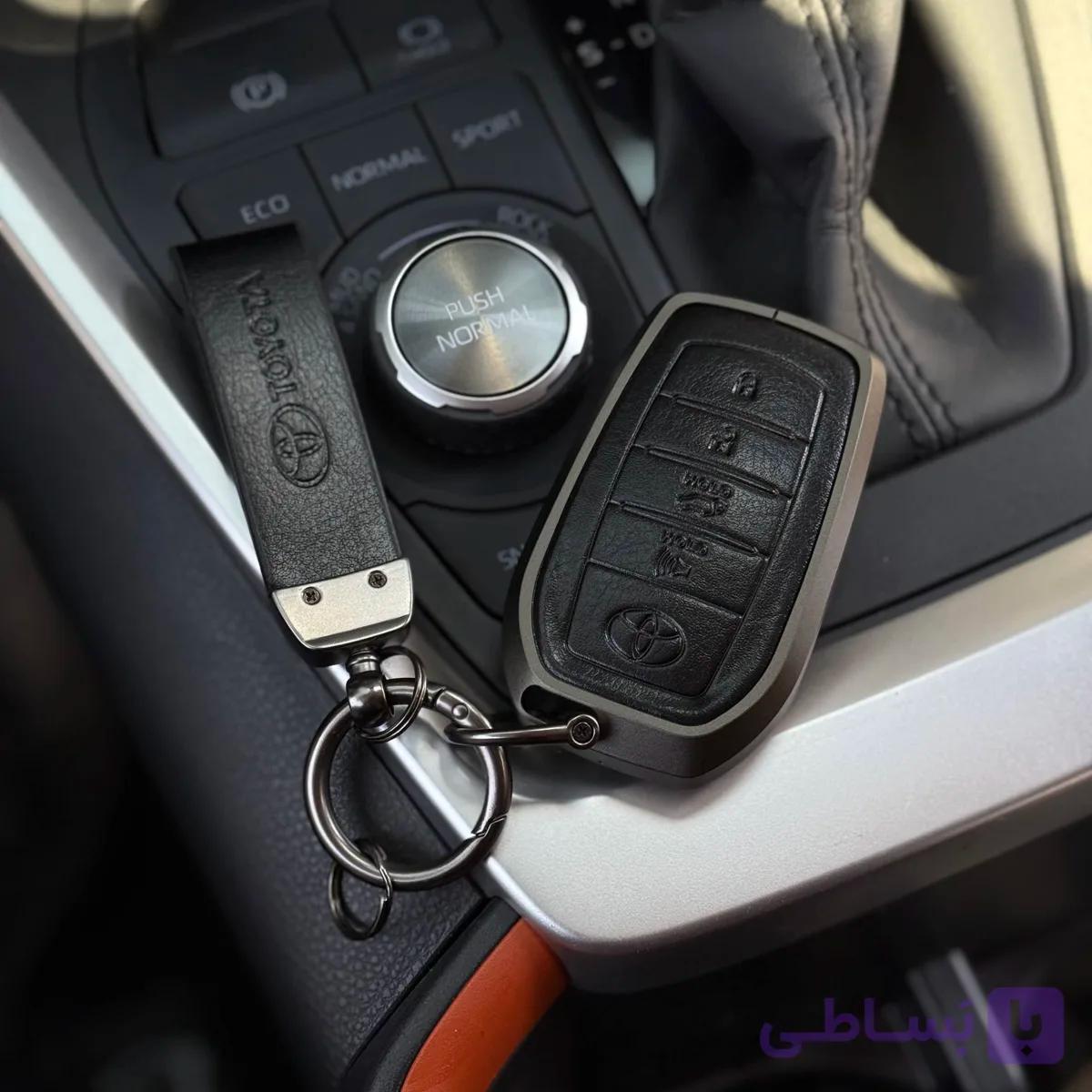 کاور ریموت لندکروزر LC300 و کمری لومیر (آلمینیومی) — تصویر 1