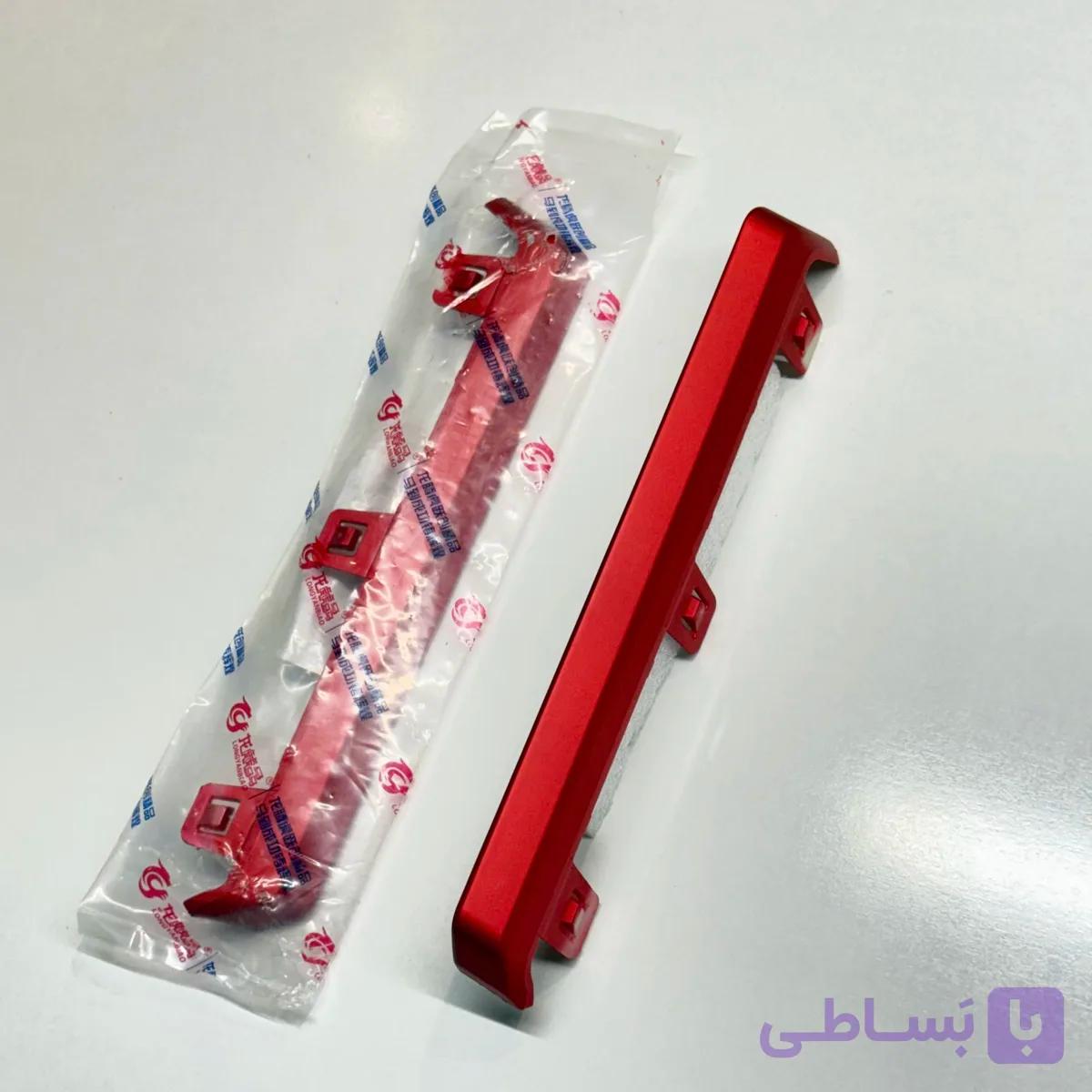 قاب قرمز روی سپر جلو چانگان CS55plus — تصویر 1
