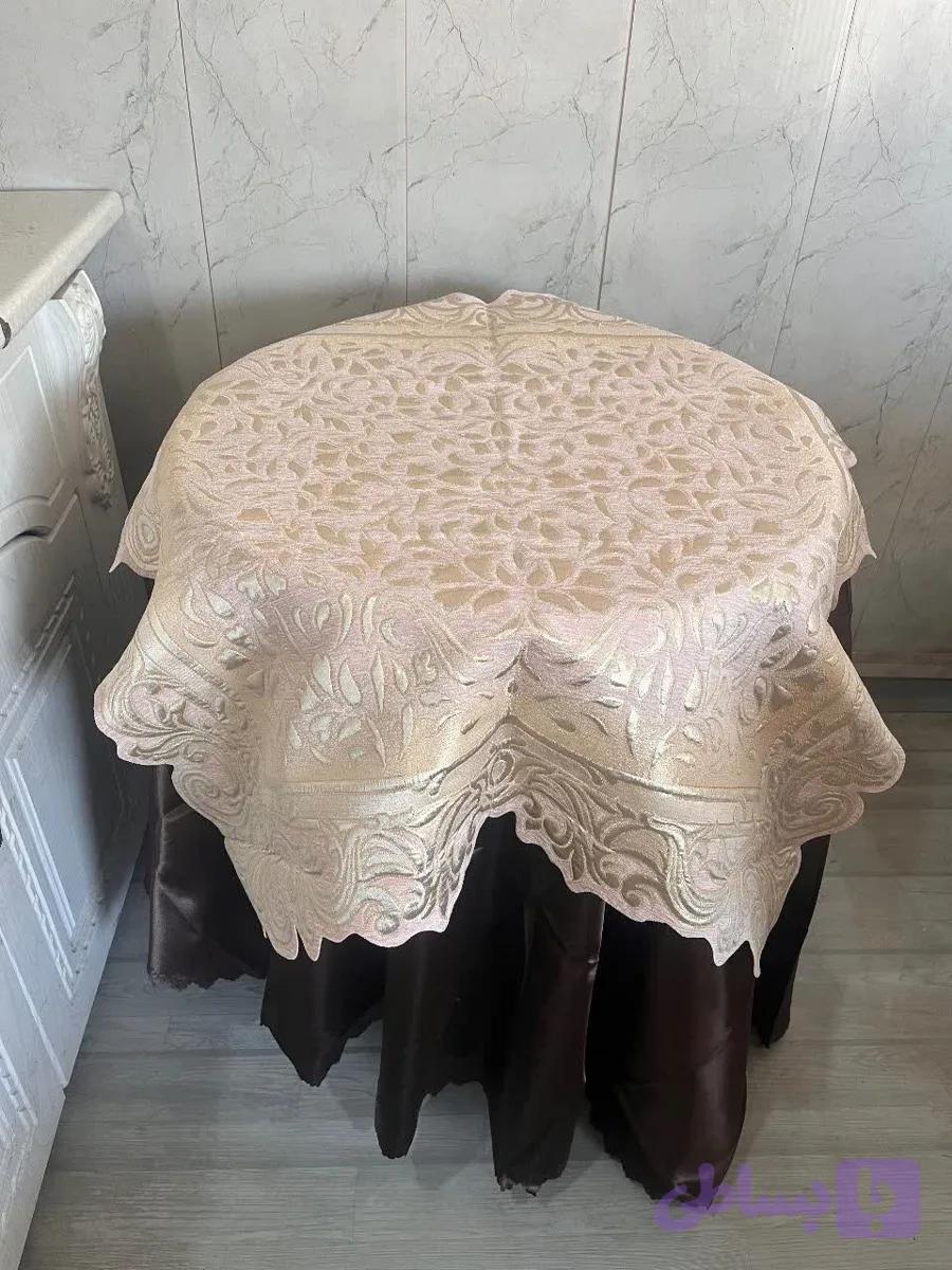 رومیزی رویال برجسته 90 * 90