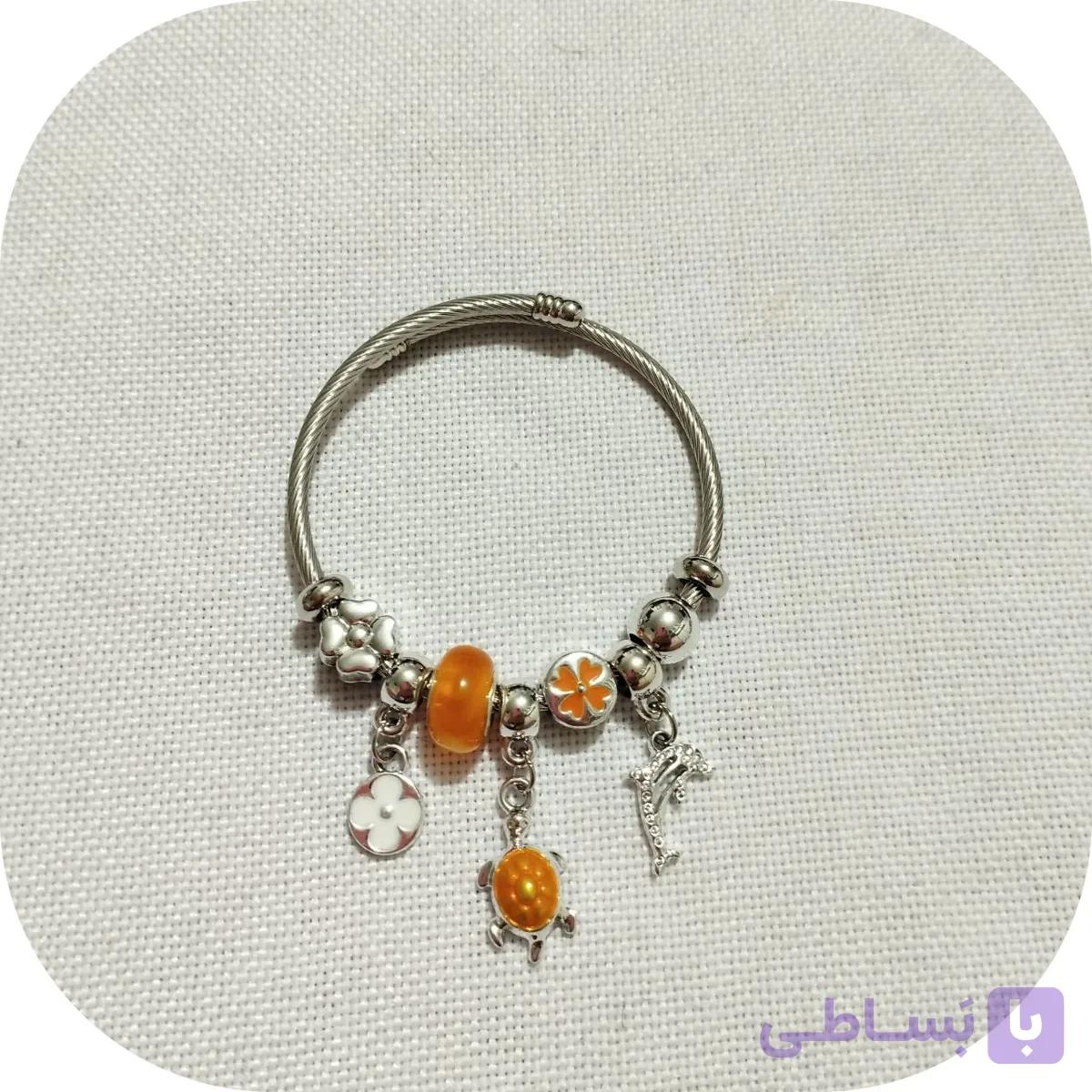 دستبند پاندورا نقره ای با آویزهای مختلف