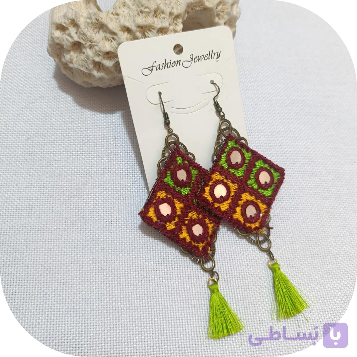 گوشواره آویز طرح سوزن دوری بلوچ