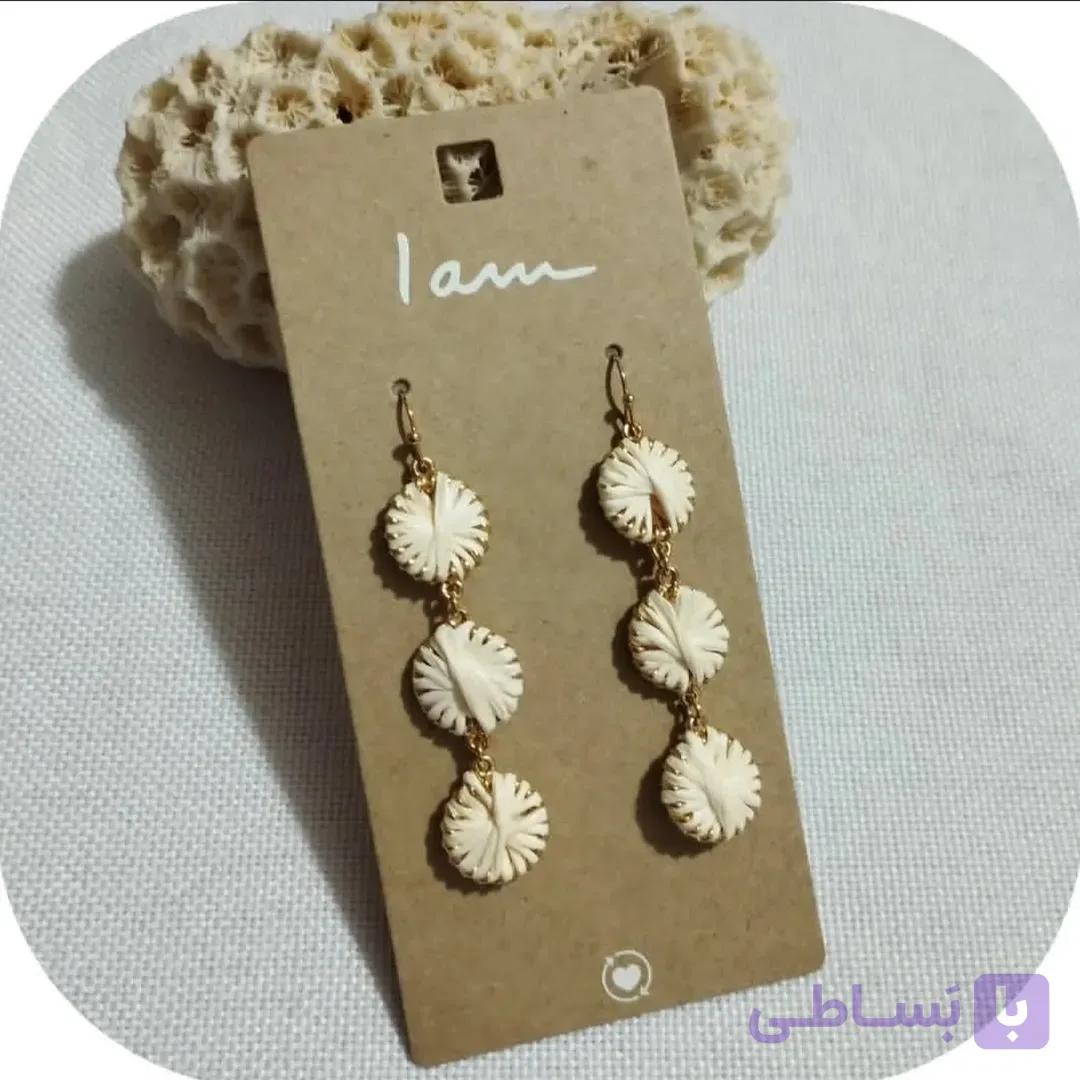 گوشواره طرح طلا و حصیری برند I am