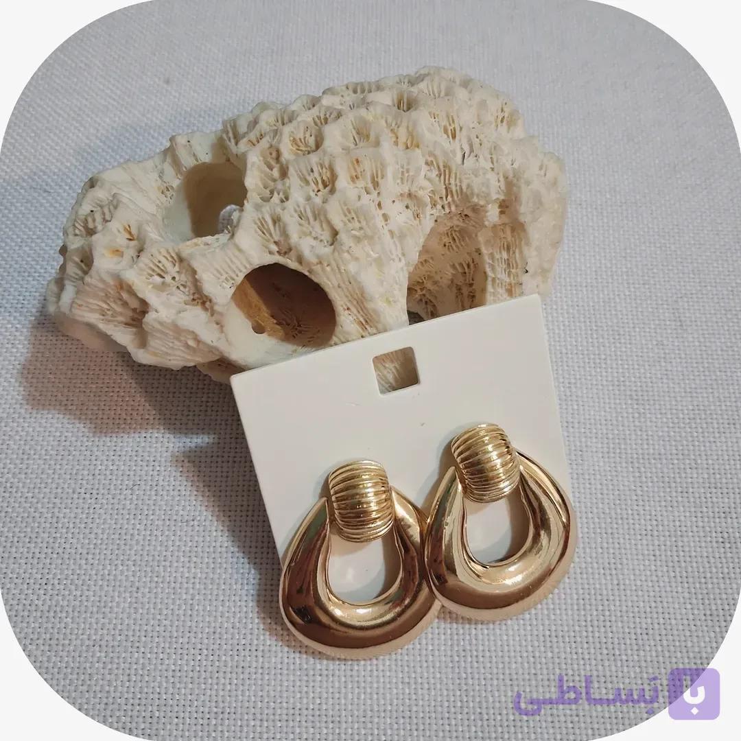 گوشواره میخی مدل مرواریدی طرح طلا