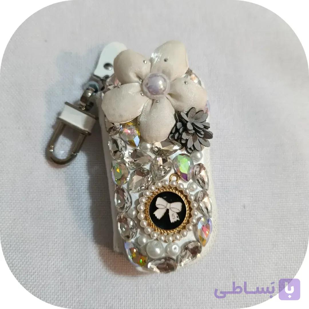 جا کلیدی چرم طرح کفش نگیندار
