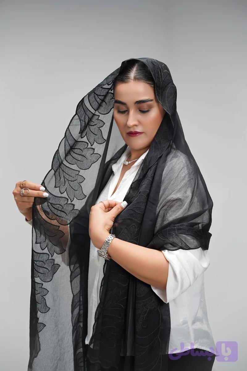 شال حریر برگ برجسته