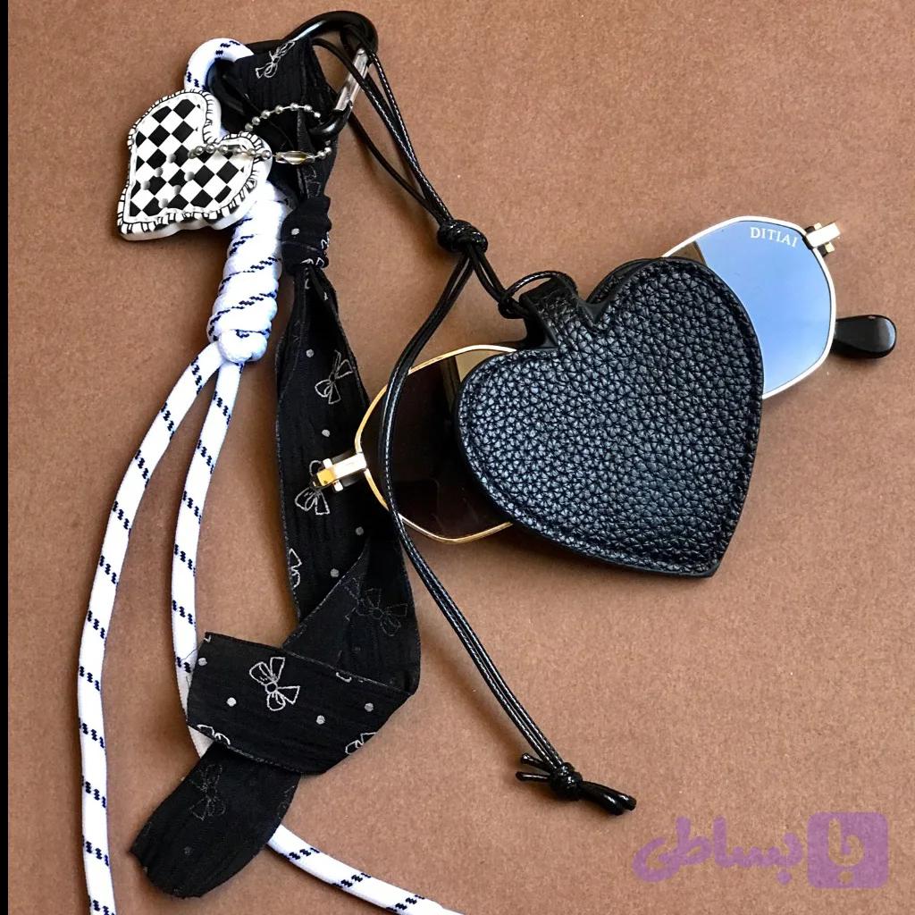 آویز کیف (چارم بگ) جای عینکی — تصویر 1