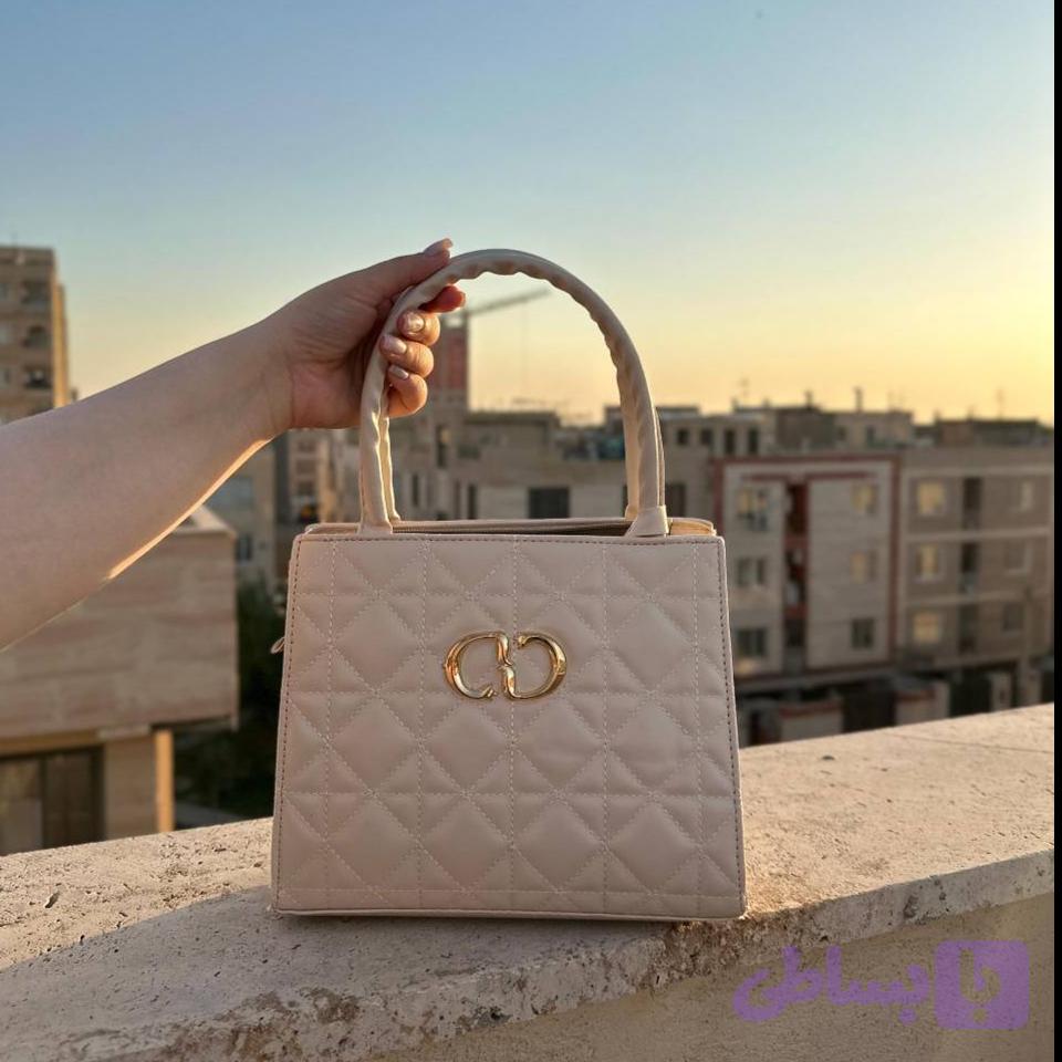 کیف گلدوزی لوزی کد 153 — تصویر 1