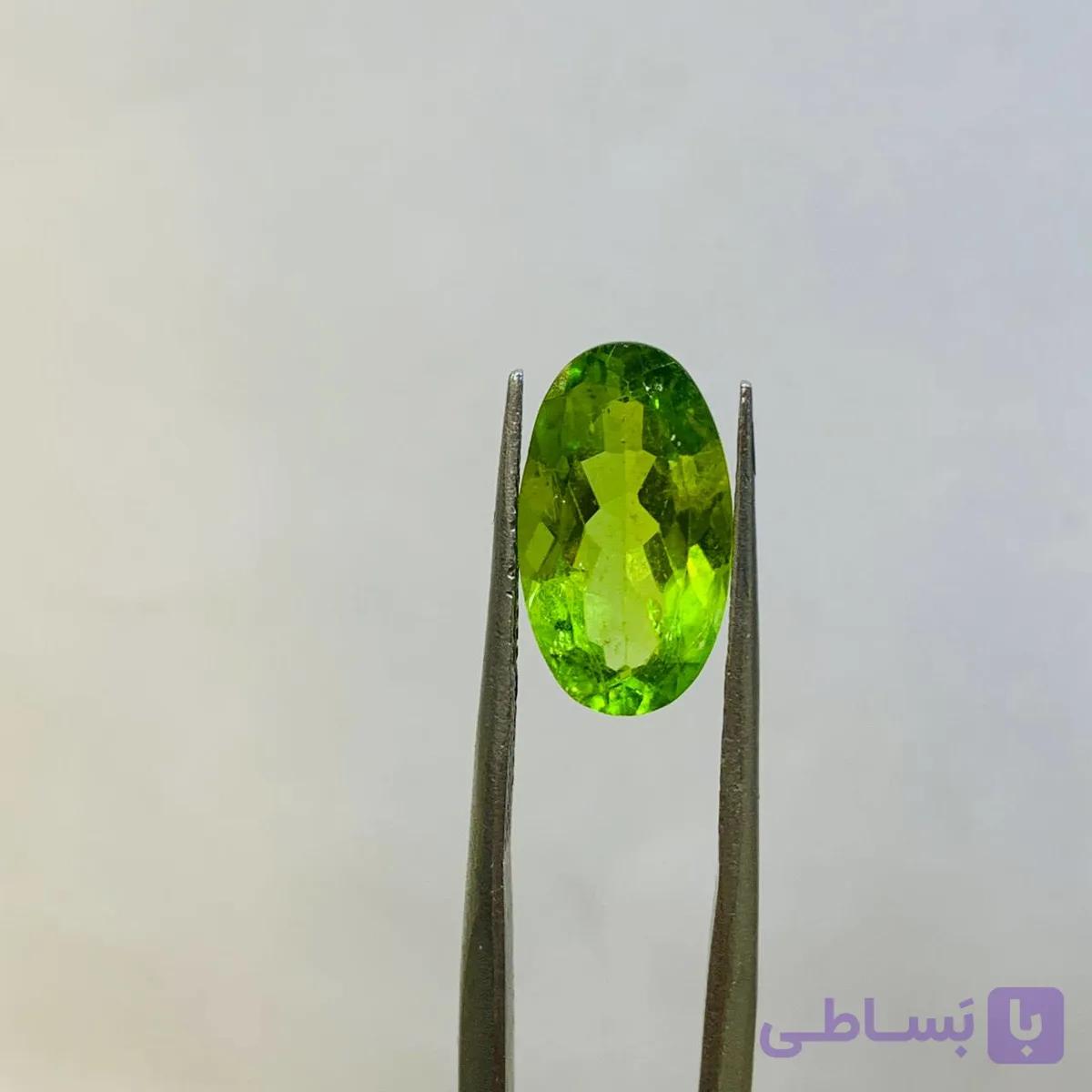 نگین زبرجد اصل سایز 8*14 میلی‌متر — تصویر 1