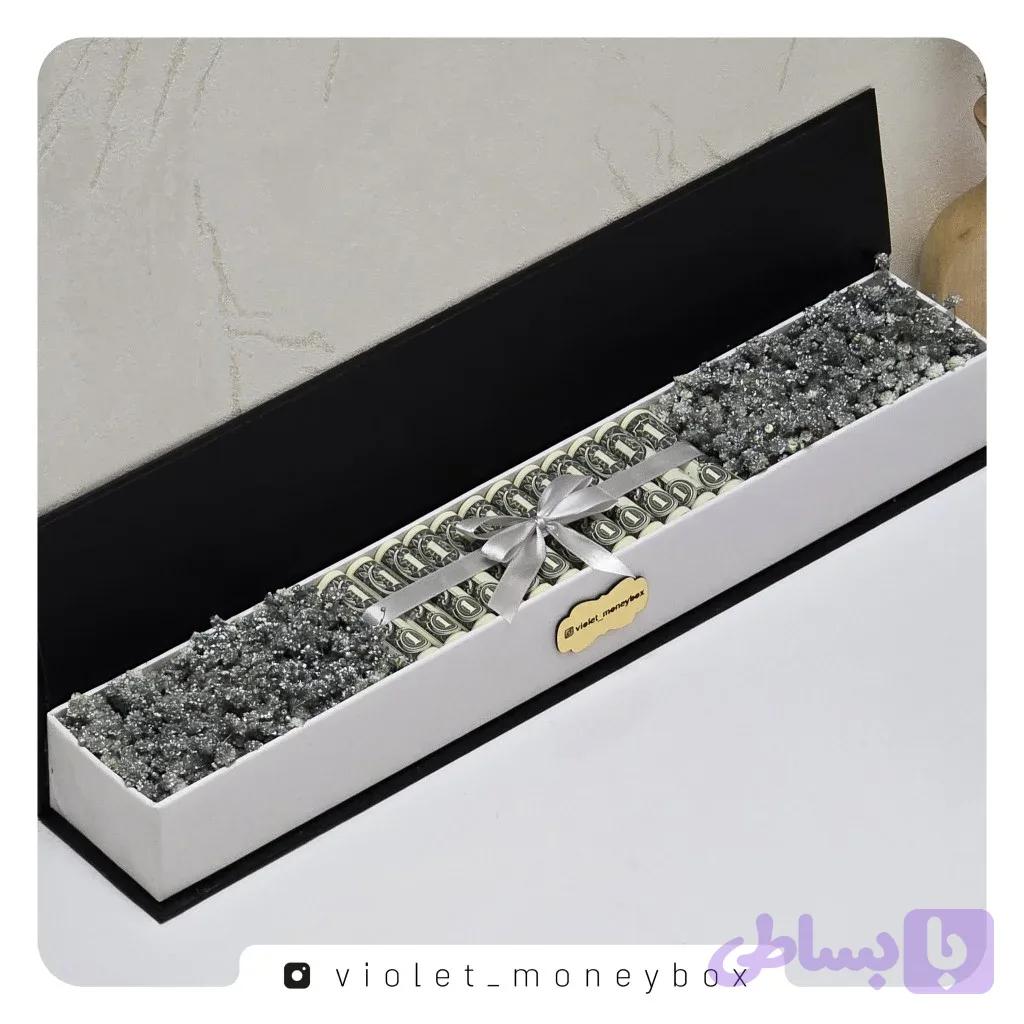 باکس 1 دلاری با گل طبیعی – کد 10