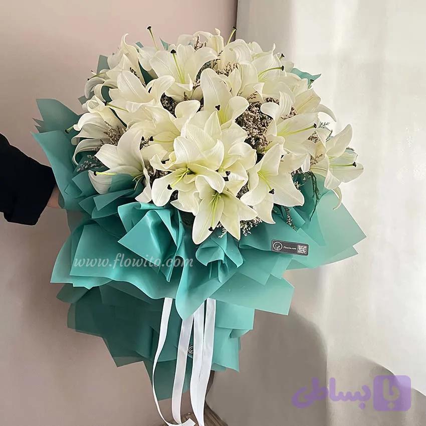 دسته گل لیلیوم سفید کد 50