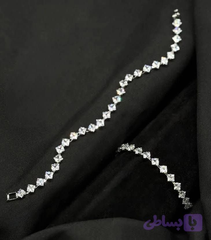 دستبند زنانه طرح مربعی
