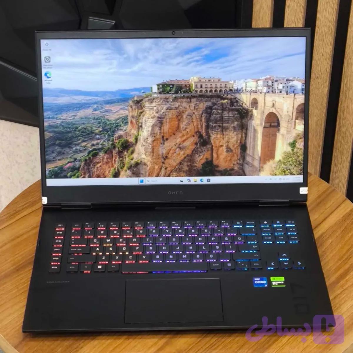 HP OMEN 17 i7-13700HX/16/1tb/8GBRTX4070