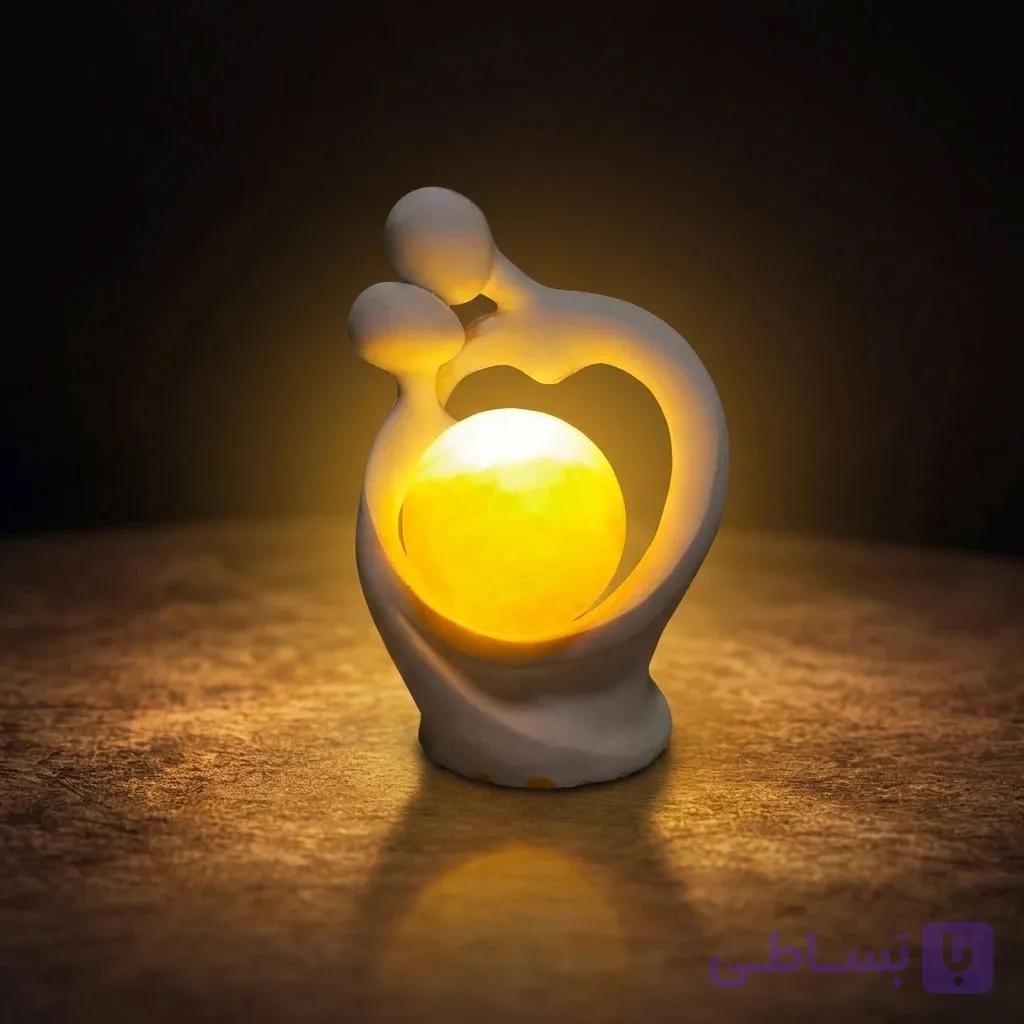 آباژور سنگ نمک مدل آغوش بهمراه هدیه — تصویر 1