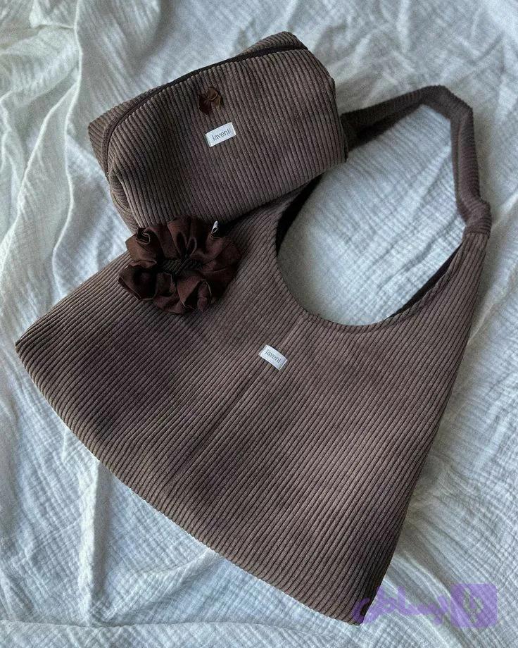 ست کیف دستی، میکاپ بگ و اسکرانچی مدل Kook جنس مخمل کبریتی