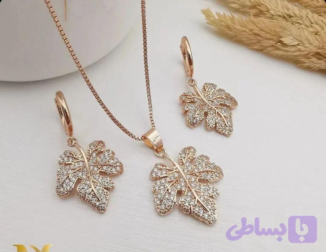 نیم ست برگ - بدلیجات اصل جلیلی