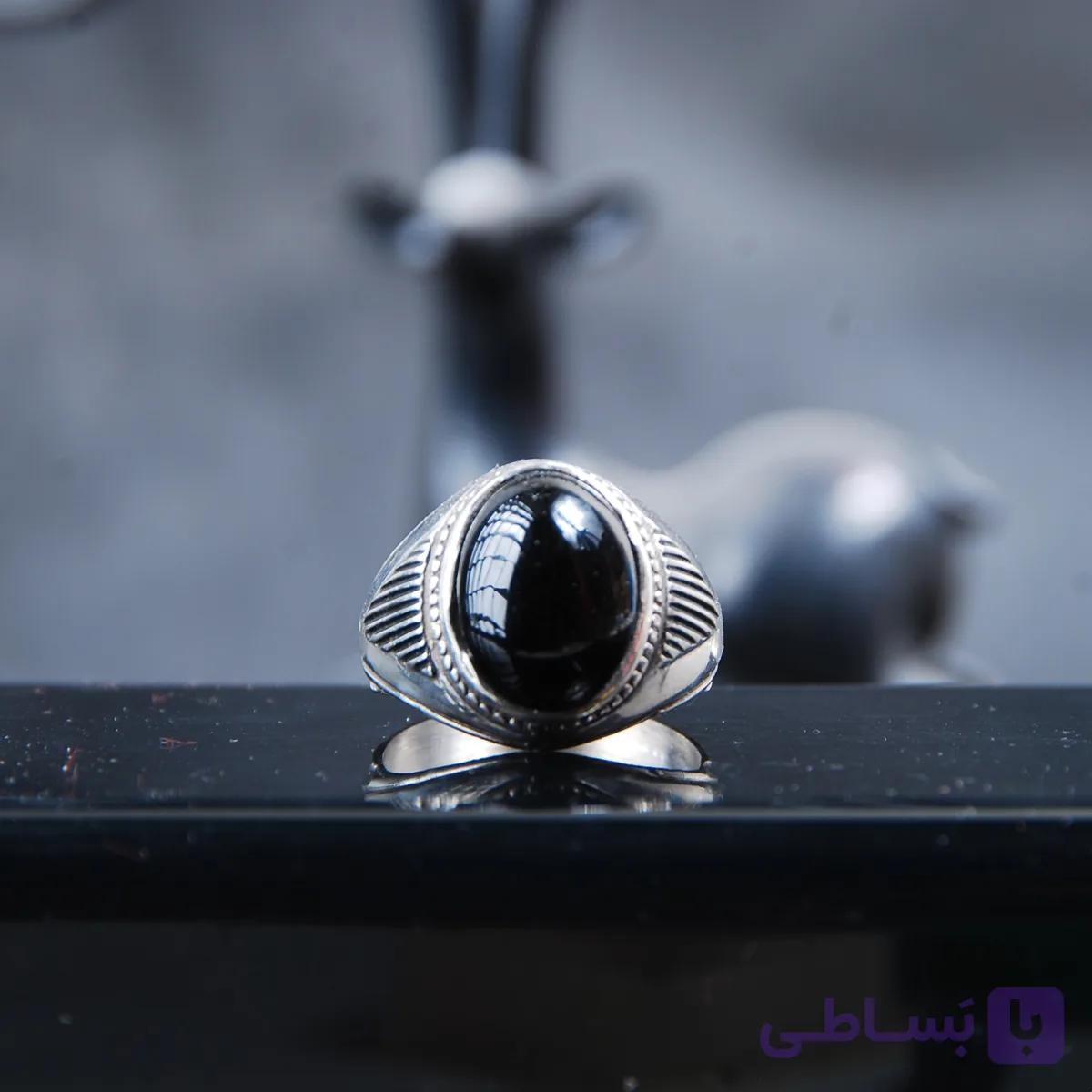 انگشتر مردانه اونیکس مشکی 8.08 گرم — تصویر 1