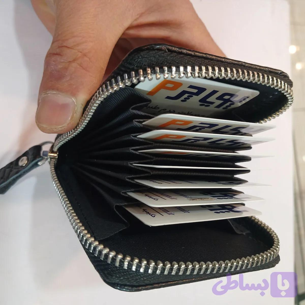 جاکارتی دورزیپ عمودی چرم طبیعی — تصویر 1