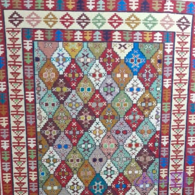 گلیم سوزن دوزی