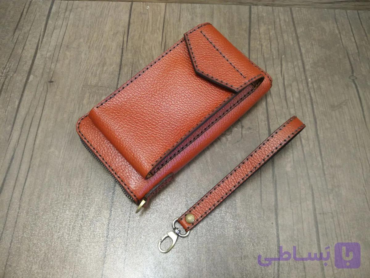 کیف موبایل پول و مدارک دستی اسپرت دستدوز عسلی برند ایزاکو مدل i-212 — تصویر 1