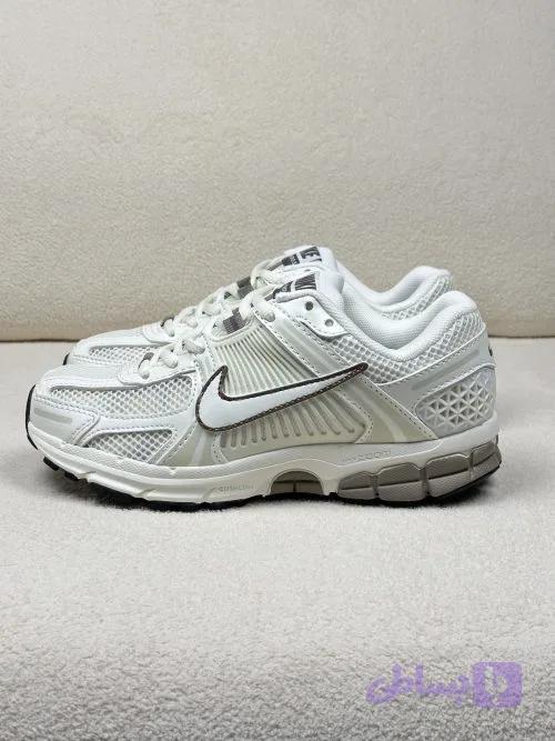 Nike Zoom Vomero 5 white | نایک وومرو 5 کد 1-2018