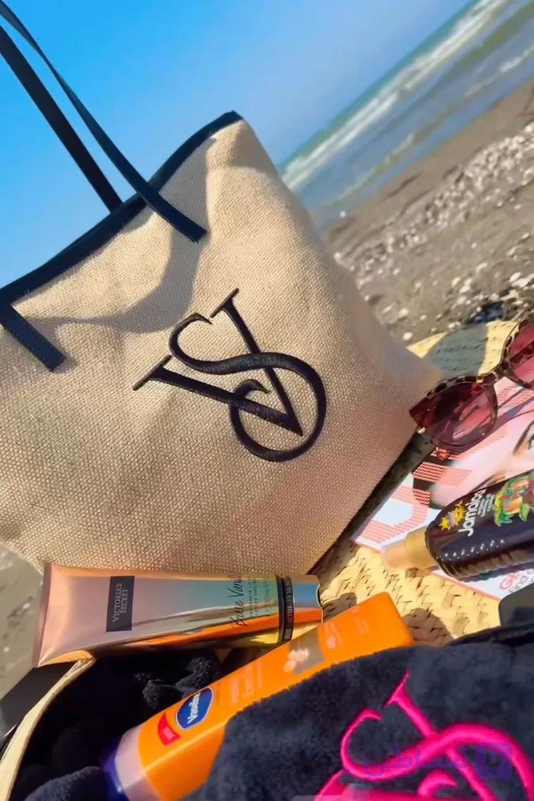 کیف ساحلی ویکتوریا سکرت – Victoria’s Secret