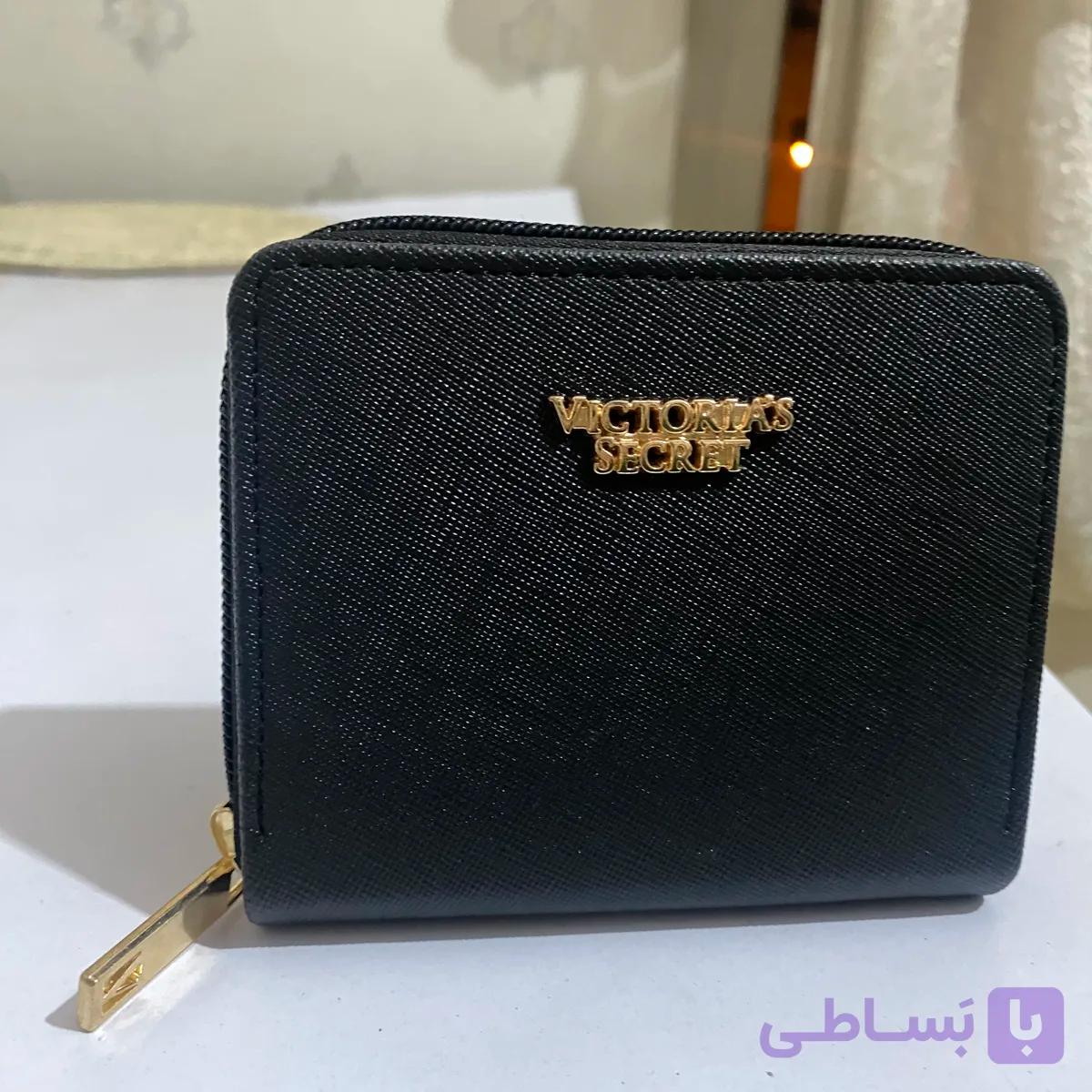 کیف پول ویکتوریا سکرت VS