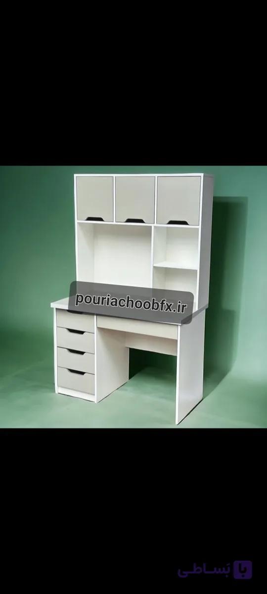 میز کار کتابخانه دار