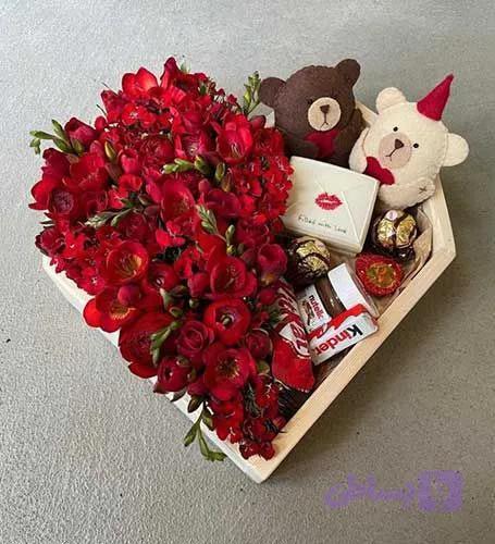باکس گل رز و شکلات 1149