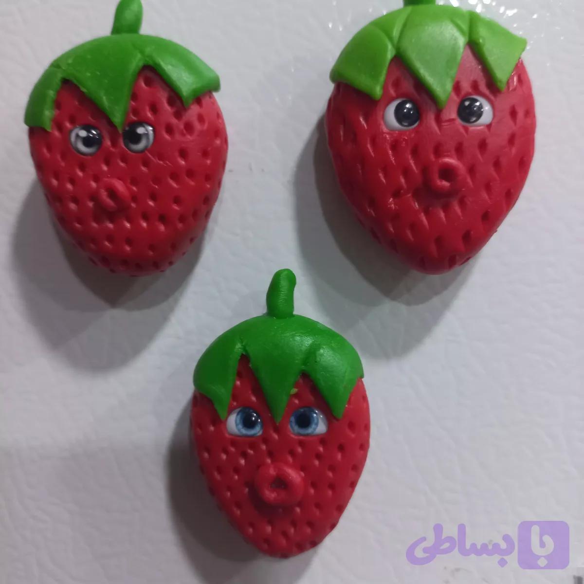 مگنت رو یخچالی