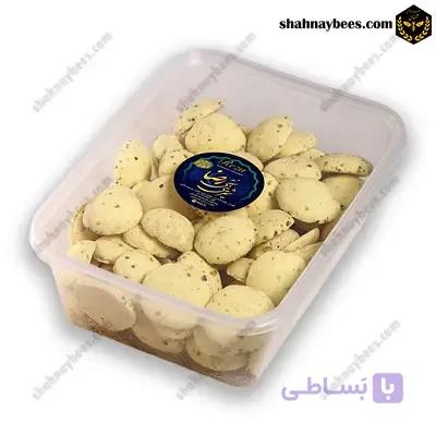 شیرینی پفکی گردویی رضا | ظرف مایکروویو کوچک — تصویر 1