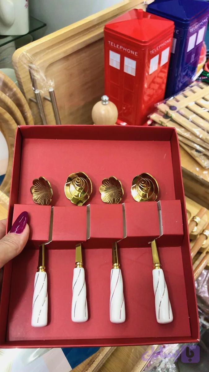 قاشق دسر خوری طلایی — تصویر 1