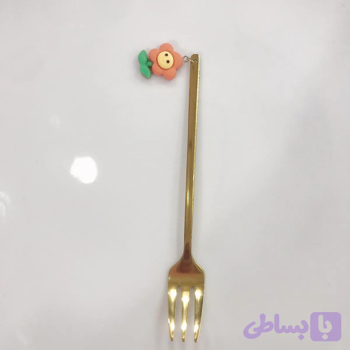چنگال طلایی آویزدار — تصویر 1