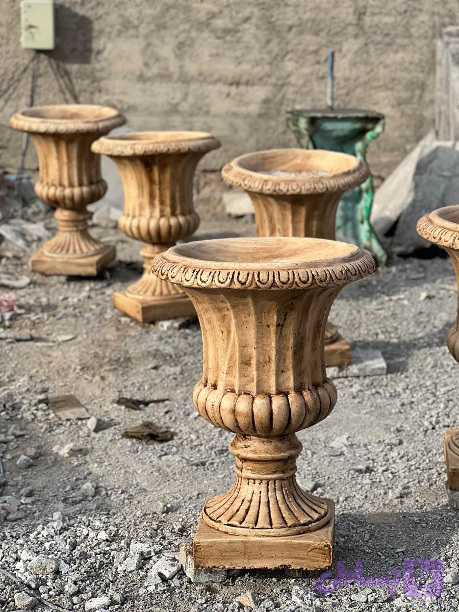 گلدان بتنی مدل شیپوری