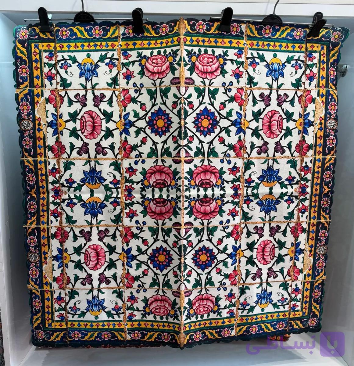 رومیزی مربع طرح لوتوس — تصویر 1