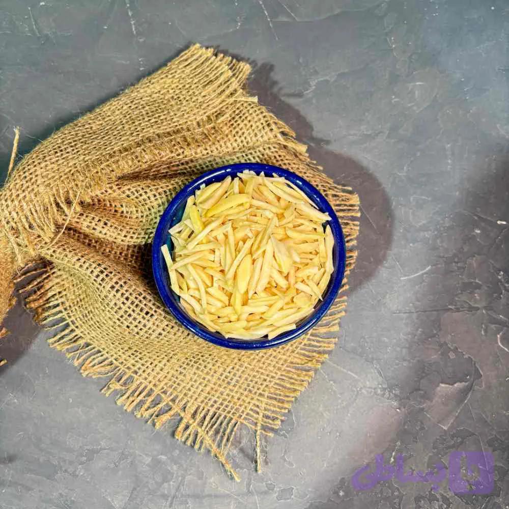 خلال بادام درختی