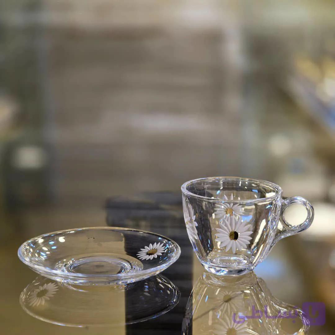 فنجان چری و نعلبکی طرح گل بابونه بلور بلینک مکس — تصویر 1