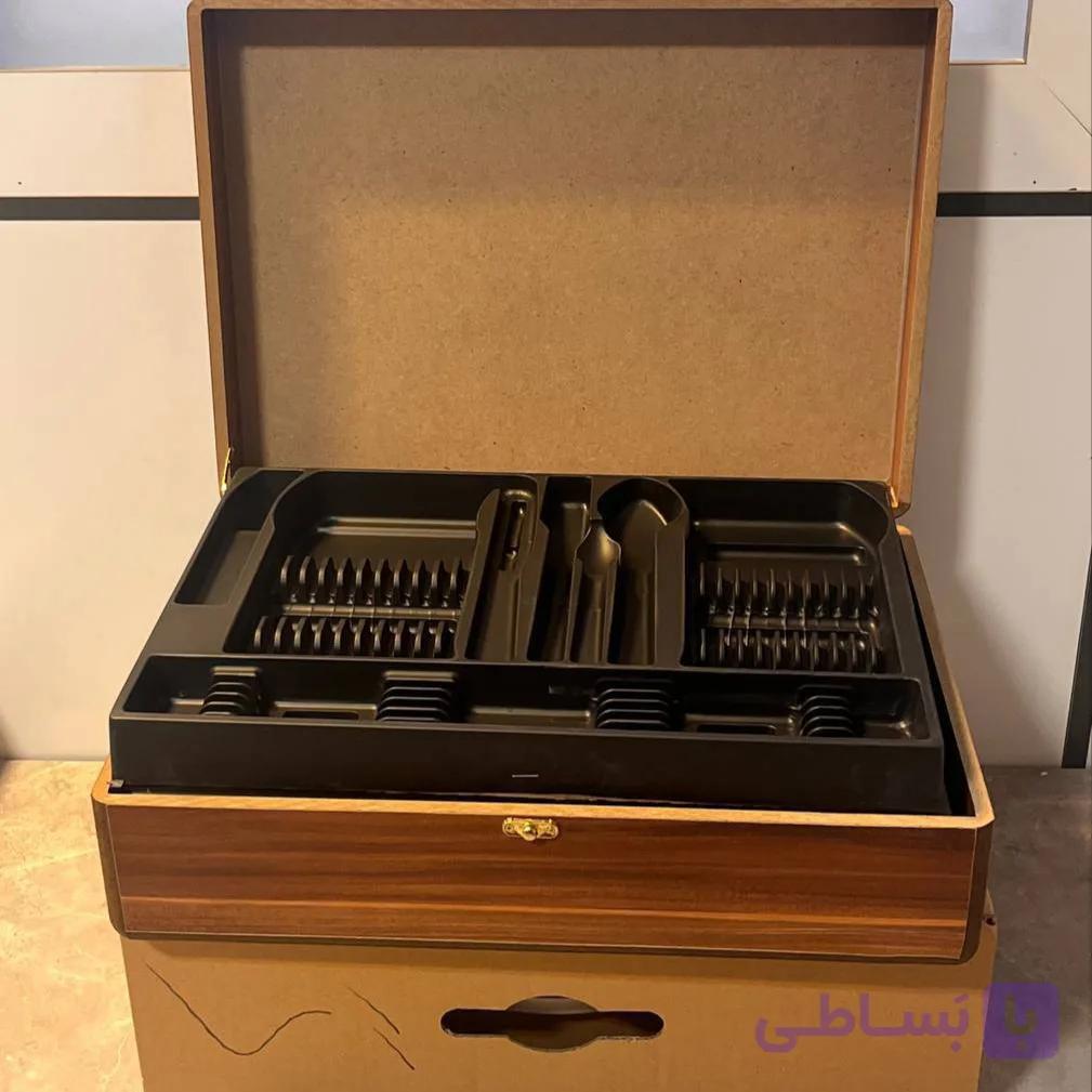 کنسول چوبی چمدانی قاشق و چنگال — تصویر 1