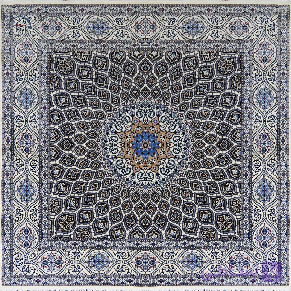 فرش نایین نقشه گنبد دستباف سرمه‌ای ۶ لا گل ابریشم – مربع (۲۰۷ × ۲۰۷ سانتی‌متر) کد D28183
