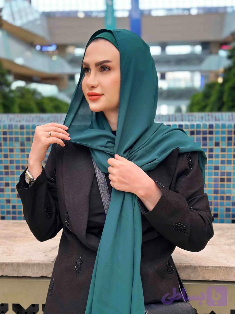 شال کلاهدار