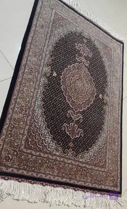 فرش دستبافت تبریز طرح ماهی چله نخ