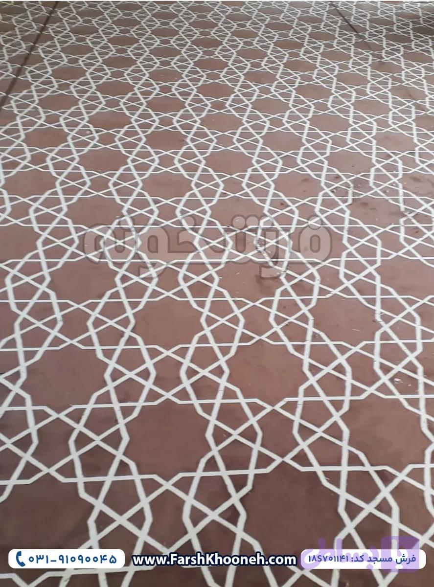 فرش تشریفات سجاده ای طرح چند ضلعی بدون حاشیه گردویی کد 1141 — تصویر 1