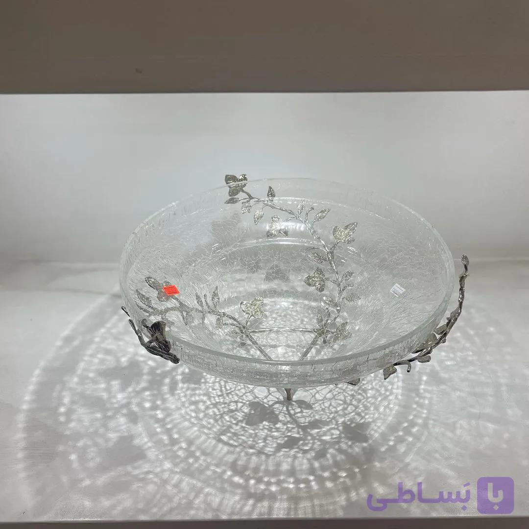 ظروف دست ساز ، تلفیق بلور و فلز ساخت هند * شامل : * میوه خوری بزرگ * شیرینی‌خوری در 2طرح و سایز * اجیل خوری * شکلات خوری * نقل خوری * شروع از * جنس بدنه از فلز نیکل که بی‌هیچ عنوان تغییر رنگ‌ نخواهد ‌داد. #نیکل#نگین‌پارس#neginpars#لوازم‌خانگی#دکوراسیون#هند