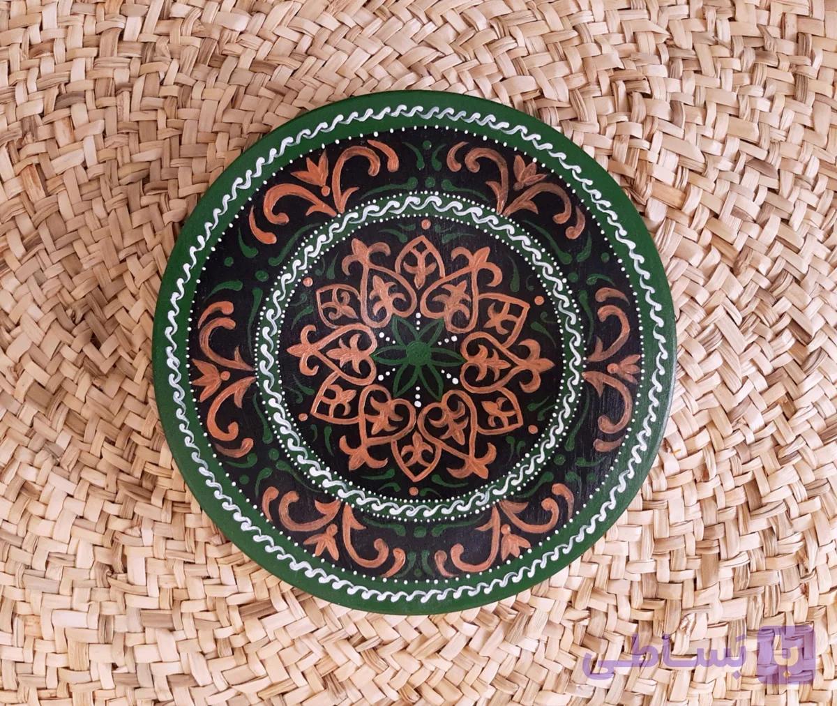 بشقاب دیوارکوب سفالی طرح سنتی کد 102578