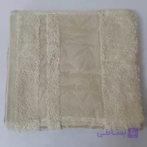 حوله دست و صورت برند ووین رنگ شیری